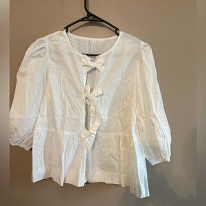 NWOT White Peplum Bow Tie Top size Small